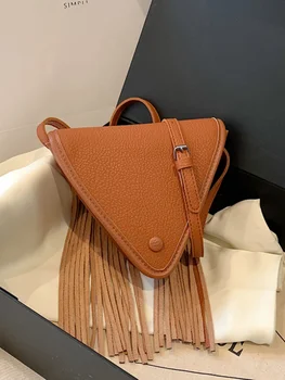 Нишевая дизайнерская сумка в богемном стиле в стиле ретро 2023, новая женская сумка, модная сумка-мессенджер, треугольная сумка с мини-кисточками